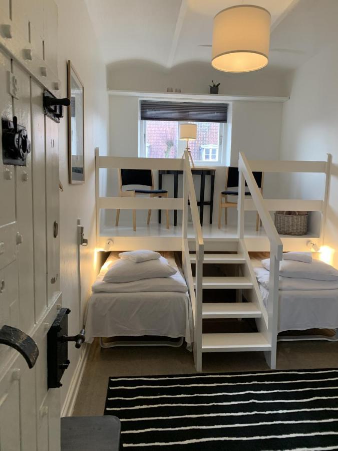 Bed and Breakfast Den Gamle Arrest Ribe Exterior foto