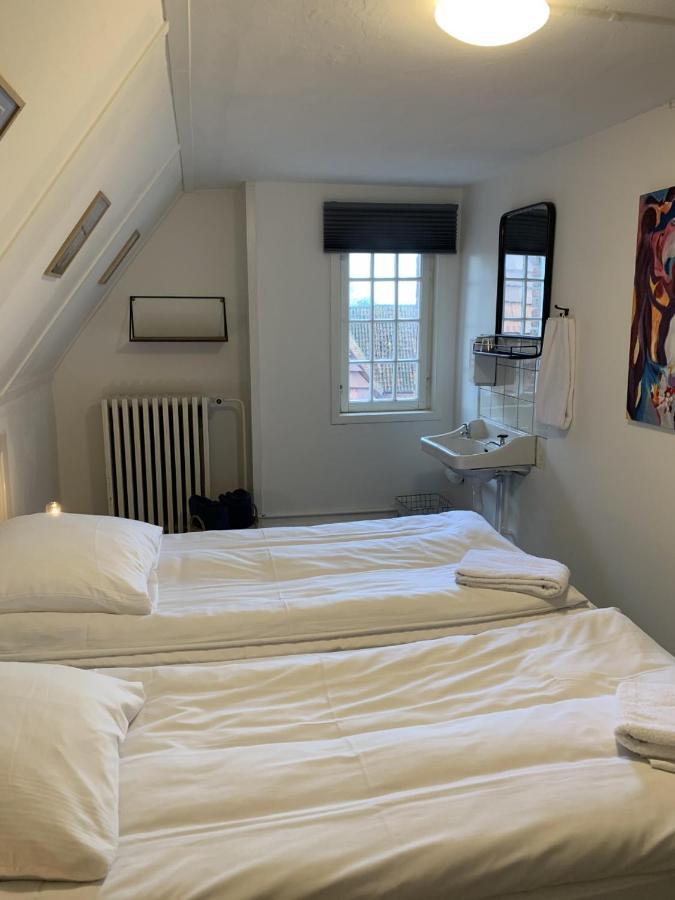 Bed and Breakfast Den Gamle Arrest Ribe Exterior foto